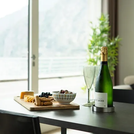 Paradise View Apartamento Castro (Lombardy)